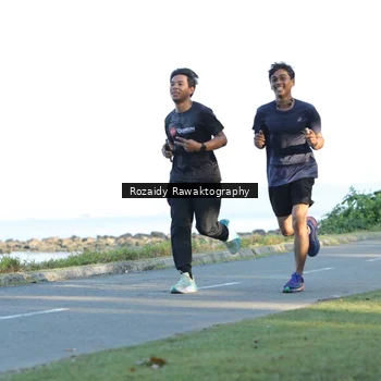 Runner Photo 6080430