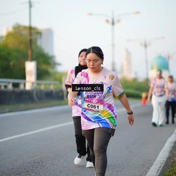Runner Photo 6080441