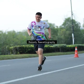 Runner Photo 6080451