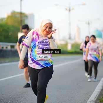 Runner Photo 6080453