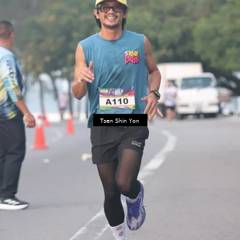 Runner Photo 6080487