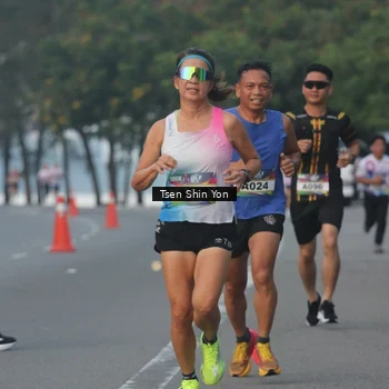 Runner Photo 6080830