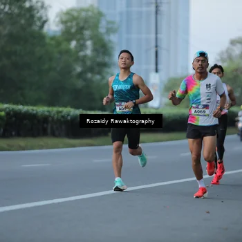 Runner Photo 6080880