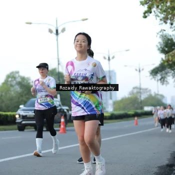 Runner Photo 6080899
