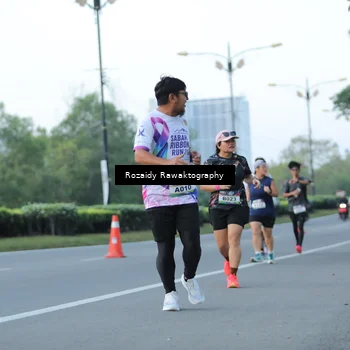 Runner Photo 6080947