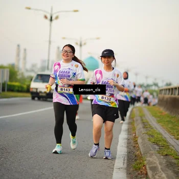 Runner Photo 6081000