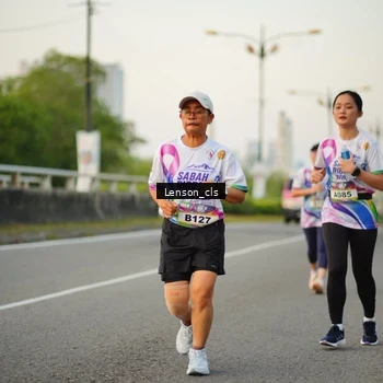 Runner Photo 6081025