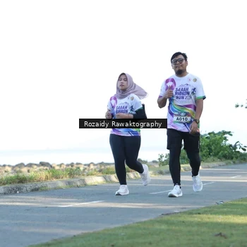 Runner Photo 6081035