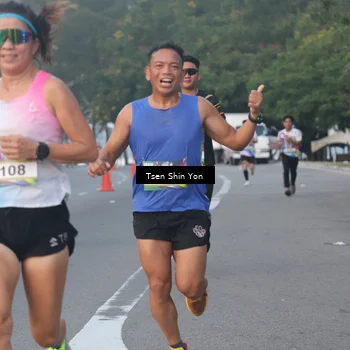 Runner Photo 6081042