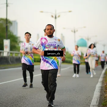 Runner Photo 6081059