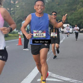 Runner Photo 6081085