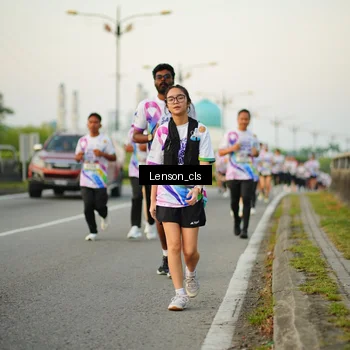 Runner Photo 6081111