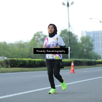Runner Photo 6081115