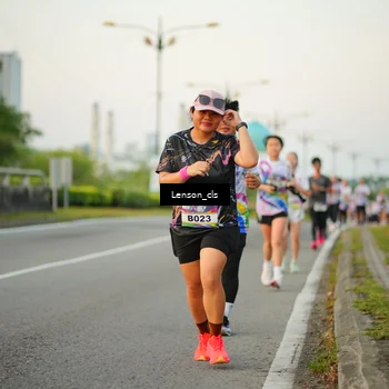 Runner Photo 6081140