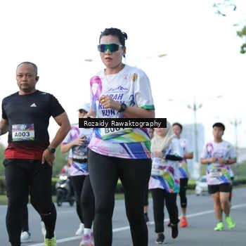 Runner Photo 6081182