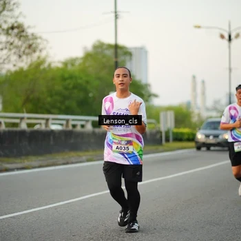 Runner Photo 6081242