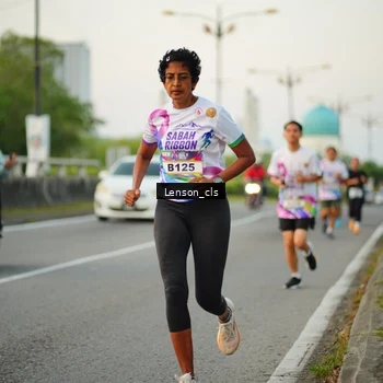 Runner Photo 6081243