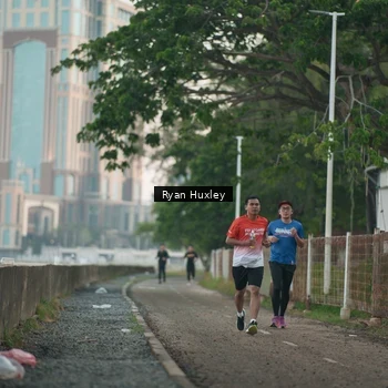Runner Photo 6081496