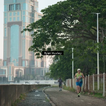Runner Photo 6081519
