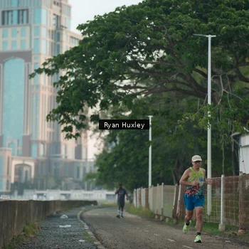 Runner Photo 6081521
