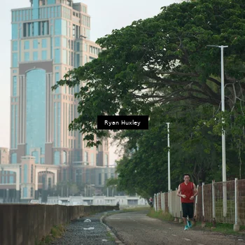 Runner Photo 6081575