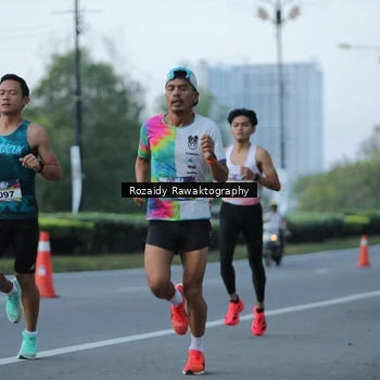 Runner Photo 6081598
