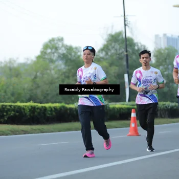 Runner Photo 6081671