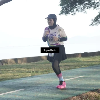 Runner Photo 6081873