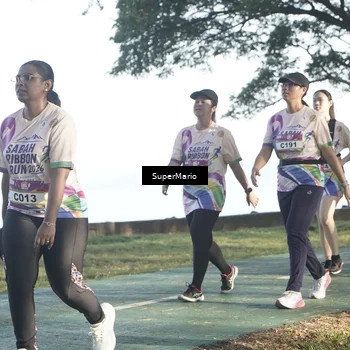 Runner Photo 6082070