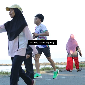 Runner Photo 6082095
