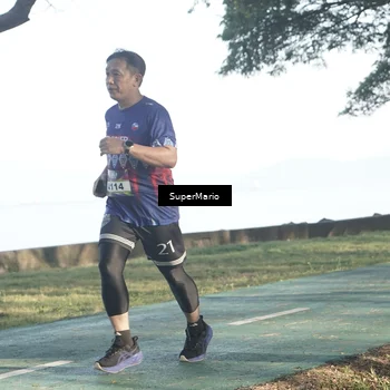 Runner Photo 6082140