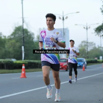 Runner Photo 6082175