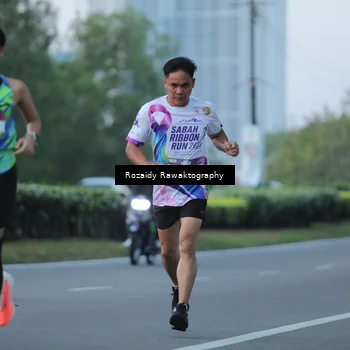 Runner Photo 6082244