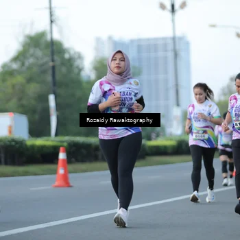 Runner Photo 6082315