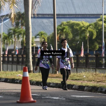 Runner Photo 6082376