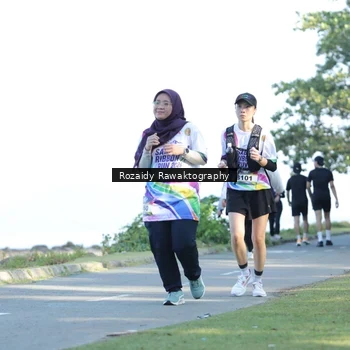 Runner Photo 6082379