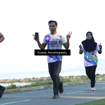Runner Photo 6082435