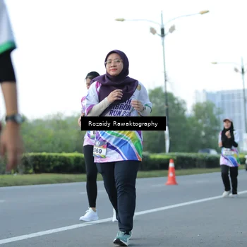 Runner Photo 6082444