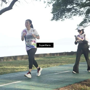 Runner Photo 6082461