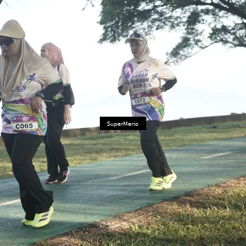 Runner Photo 6082470