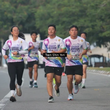 Runner Photo 6082621