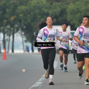 Runner Photo 6082631