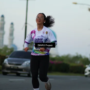 Runner Photo 6082641