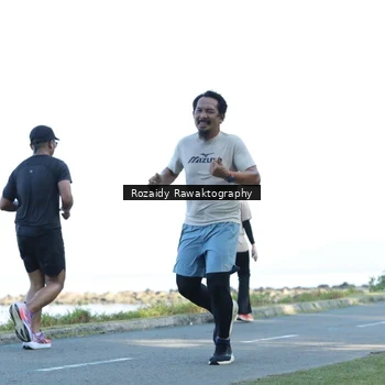 Runner Photo 6082651