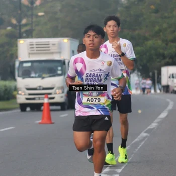 Runner Photo 6082729