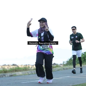 Runner Photo 6082738