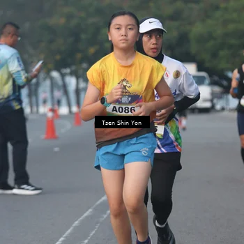 Runner Photo 6082811
