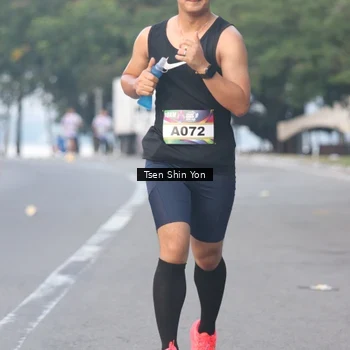 Runner Photo 6082846