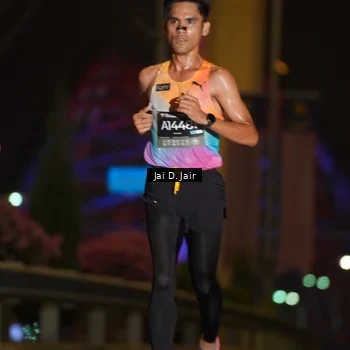 Runner Photo 6082863