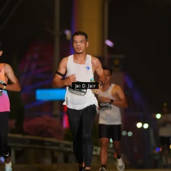 Runner Photo 6082891